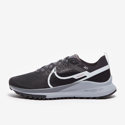 Nike Pegasus Trail 4 - Black/Aura-Dark Grey