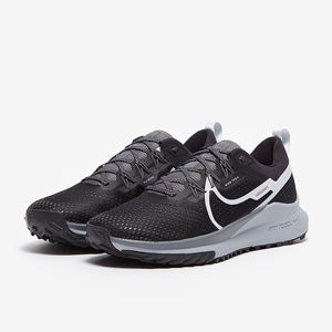 Nike Pegasus Trail 4 - Black/Aura-Dark Grey