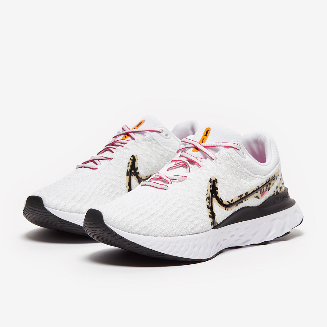 Nike Womens React Infinity Flyknit 3 - White/Black-Wheat Grass