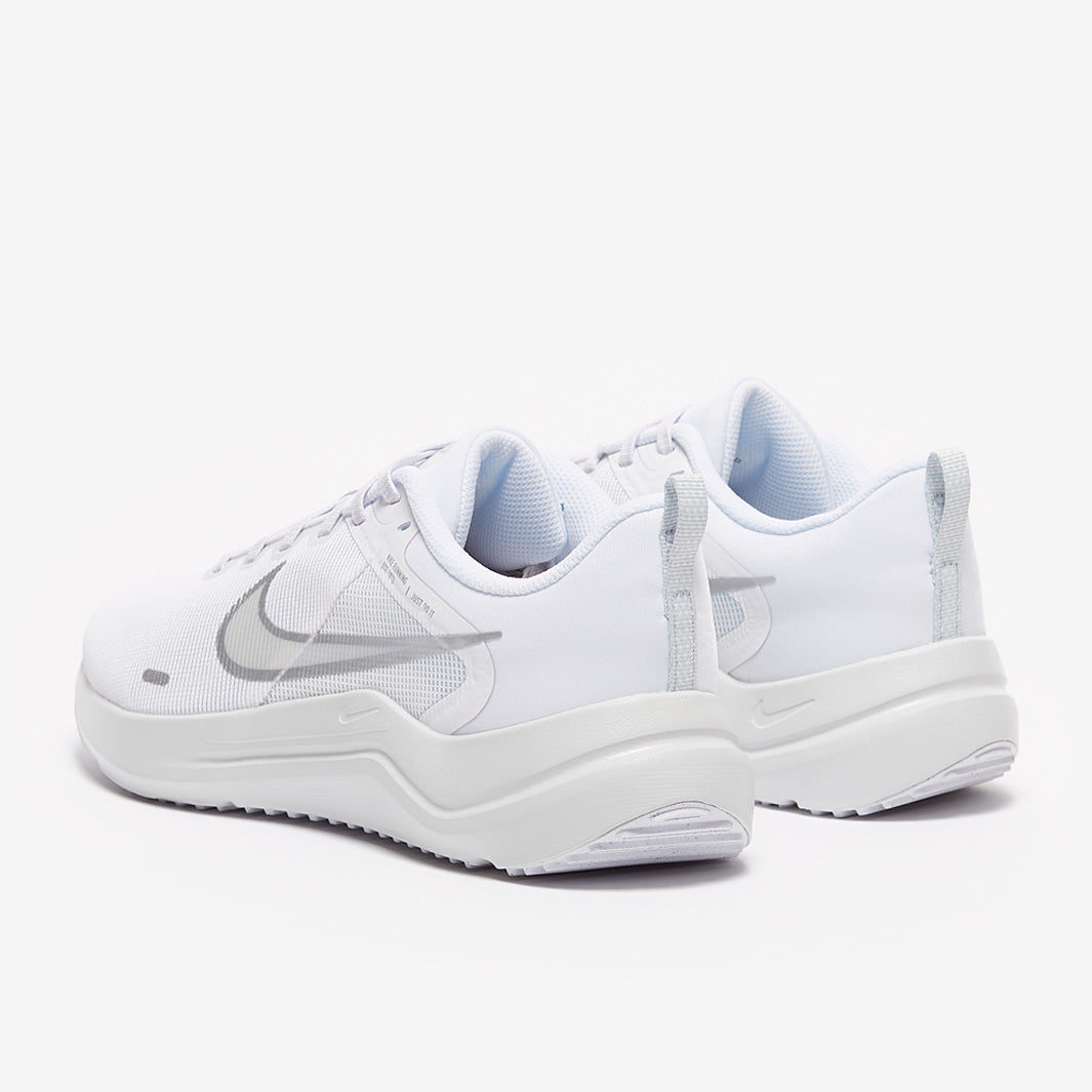 Nike Womens Downshifter 12 - White/Metallic Silver
