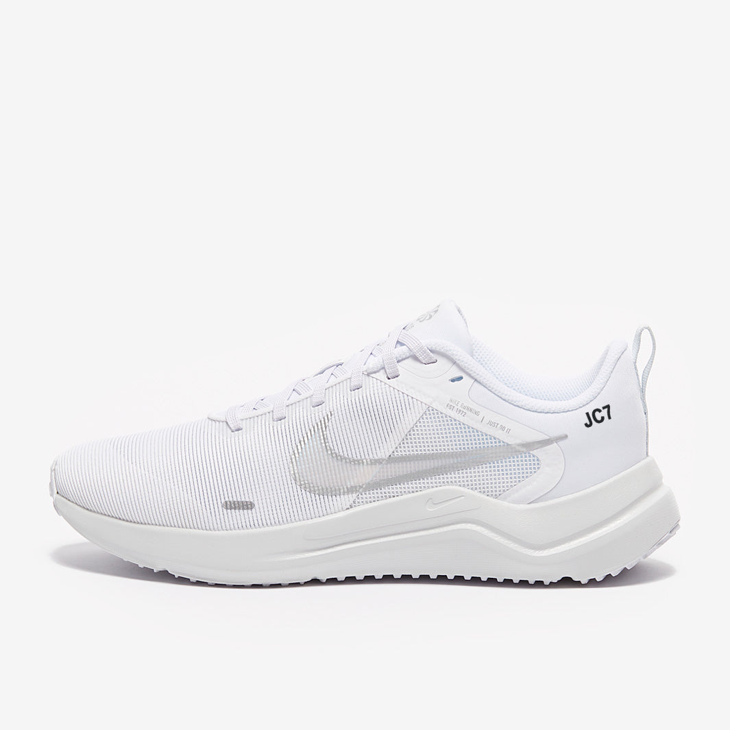 Nike Womens Downshifter 12 - White/Metallic Silver