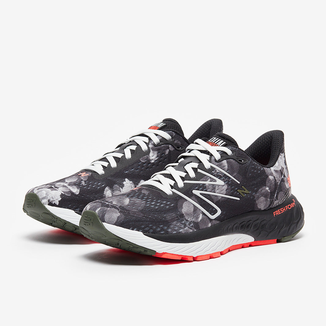 New Balance Womens 880 V13