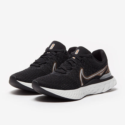 Nike Womens Infinity Run Flyknit 3 - Black/Metallic Silver