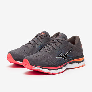 Mizuno Wave Sky 6