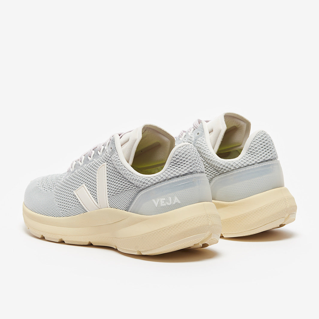 Veja Womens Marlin LT