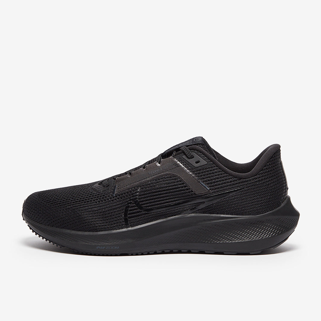 Nike Pegasus 40 - Black/Black