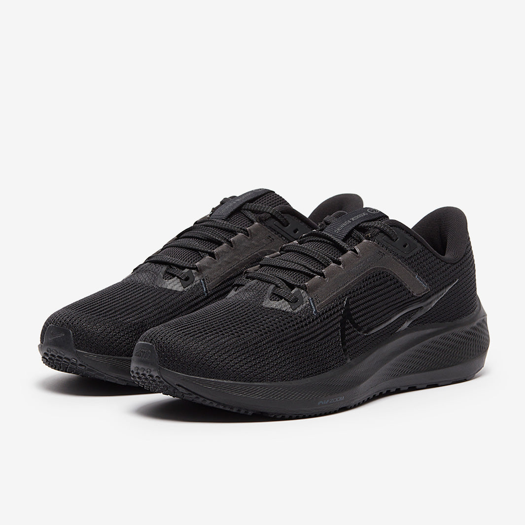 Nike Pegasus 40 - Black/Black