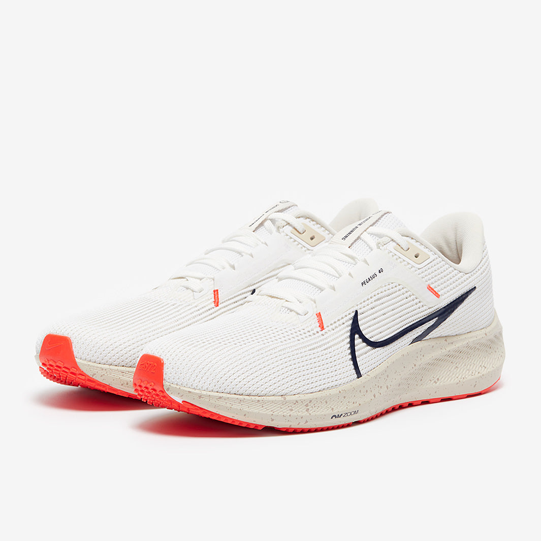 Nike Air Zoom Pegasus 40 - White/Obsidian-Lt Orewood Brn