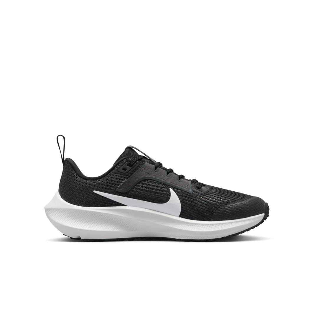 Nike Older Kids Pegasus 40 (GS) - Black/White