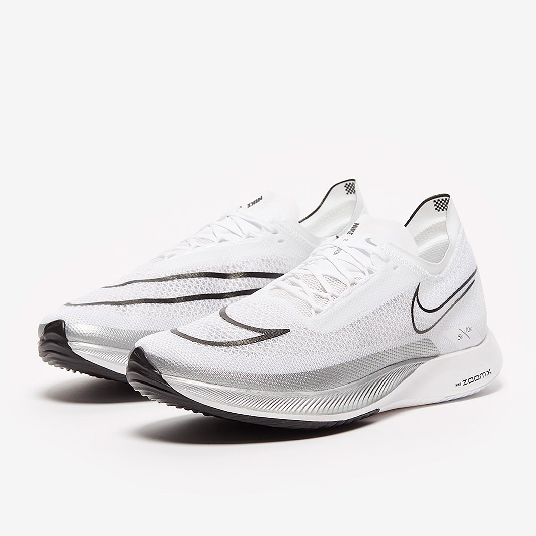 Nike Streakfly - White/Black