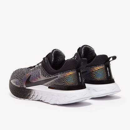 Nike Womens Infinity Run FK 3