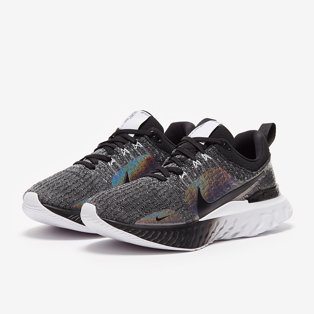 Nike Womens Infinity Run FK 3