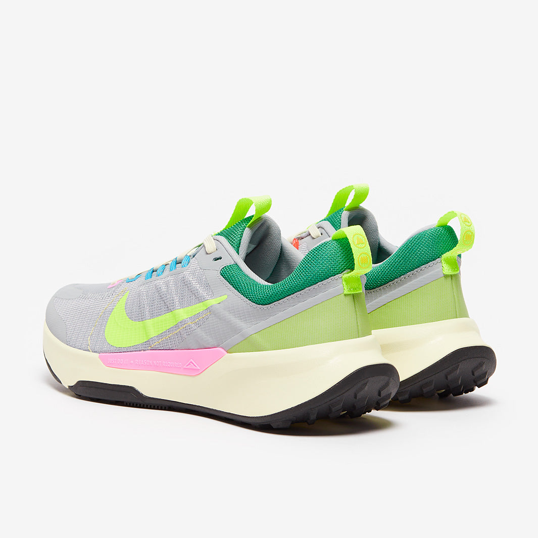 Nike Womens Juniper Trail 2 Next Nature - Wolf Grey/Volt-Team Gold