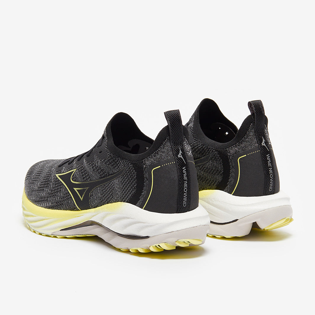 Mizuno Wave Neo Wind
