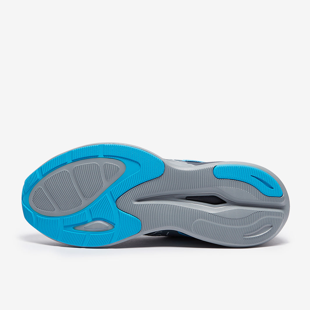 Mizuno Wave Revolt 3