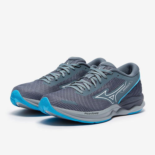 Mizuno Wave Revolt 3