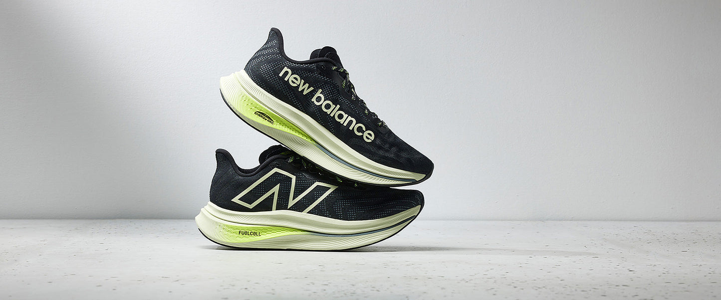New Balance FuelCell SuperComp Trainer v2