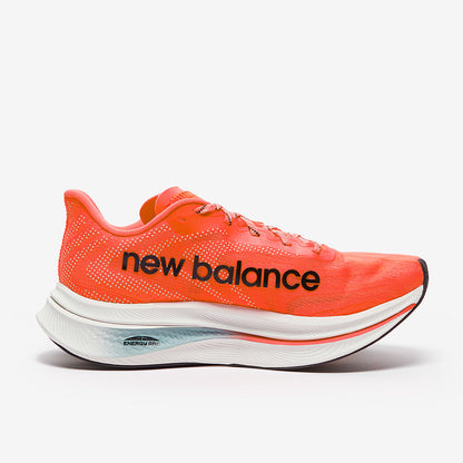 New Balance FuelCell SuperComp Trainer v2