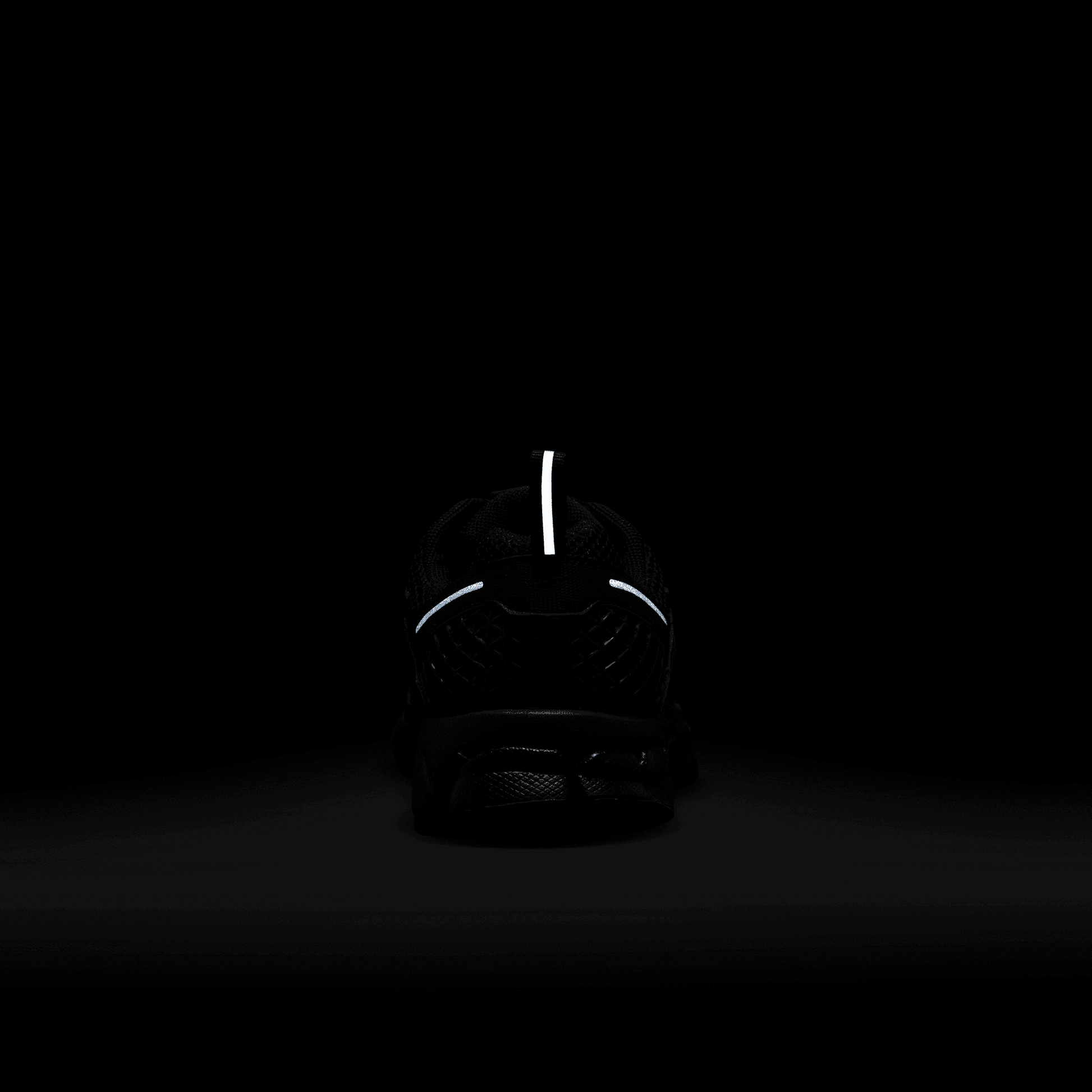 Big Kids' Nike Vomero 5 "Triple Black"