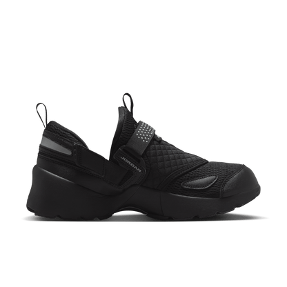 Women's Jordan Trunner LX