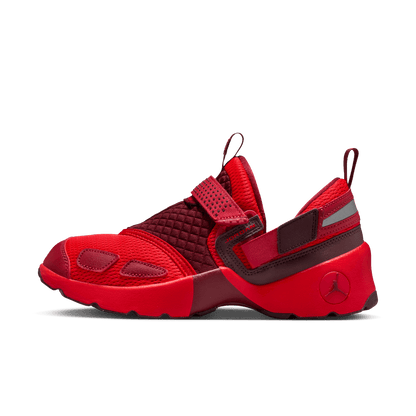 Women's Jordan Trunner LX "Chile Red"