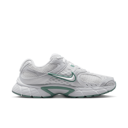 Women's Nike V5 RNR "Summit White Cannon"