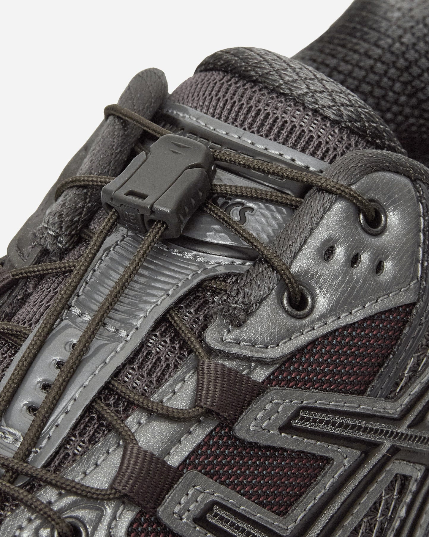 UNAFFECTED GEL-Nimbus 10.1 Sneakers Gunmetal / Black