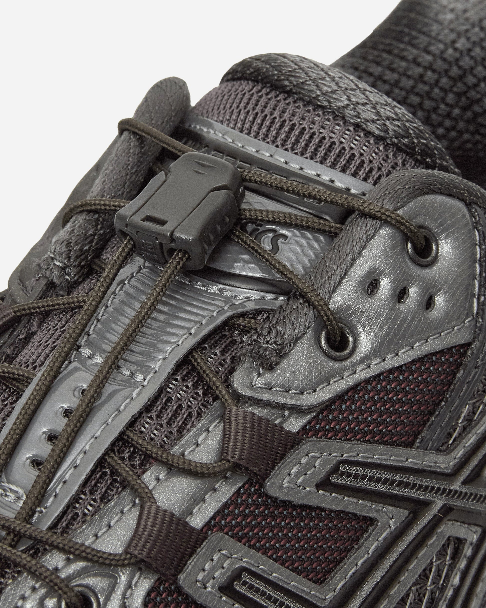 UNAFFECTED GEL-Nimbus 10.1 Sneakers Gunmetal / Black