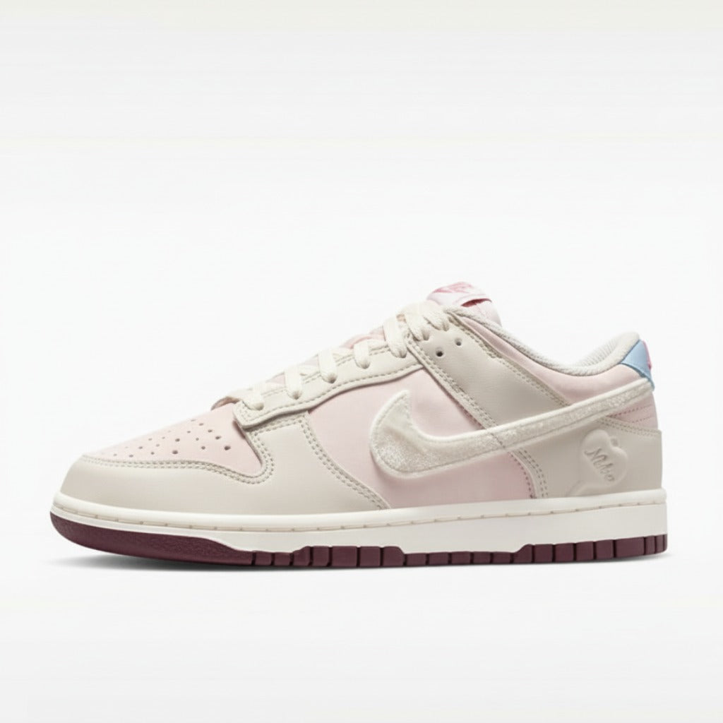 Women's Nike Dunk Low "Valentine's Day"