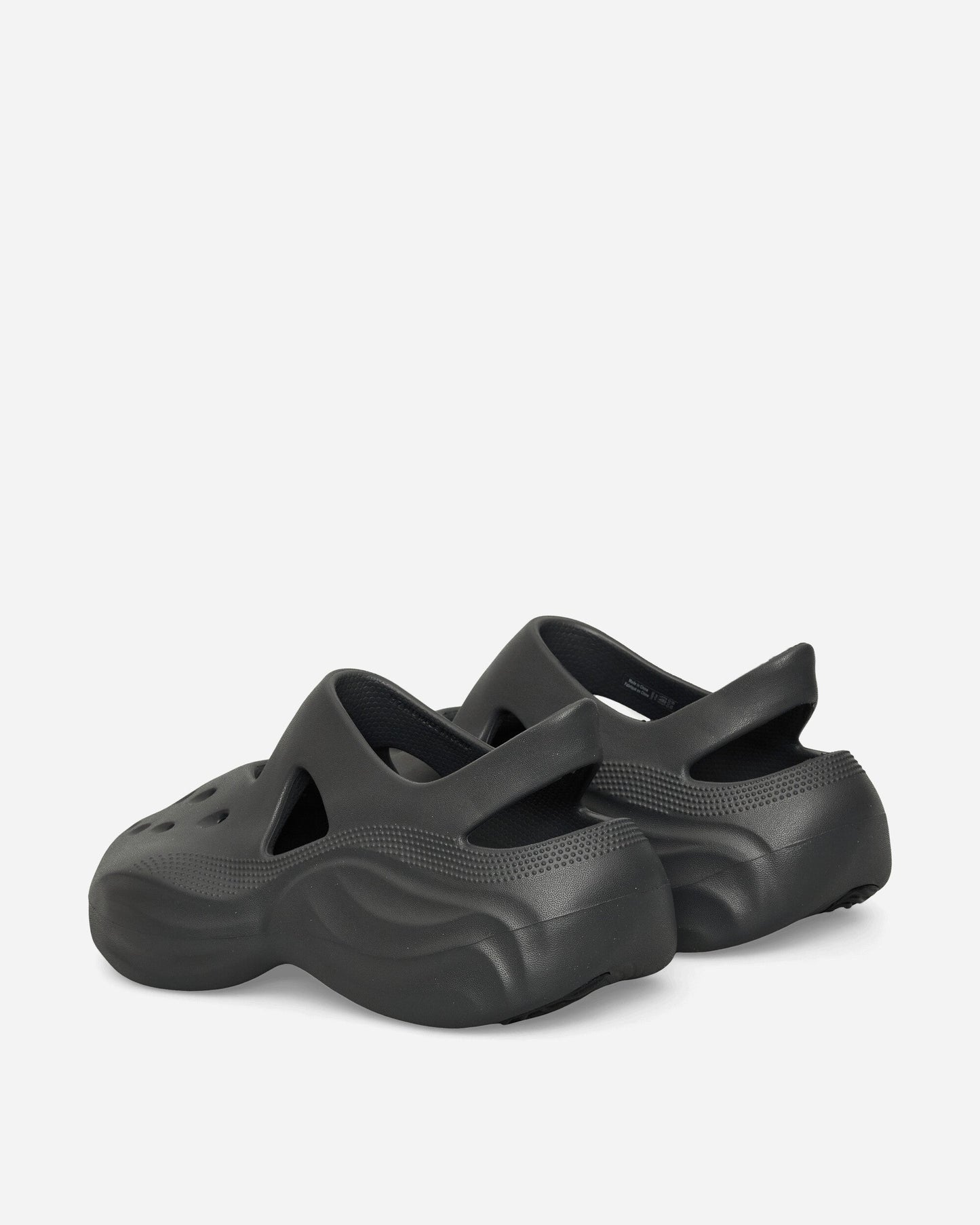 Dingyun Zhang Diffuser Clogs Black Sand