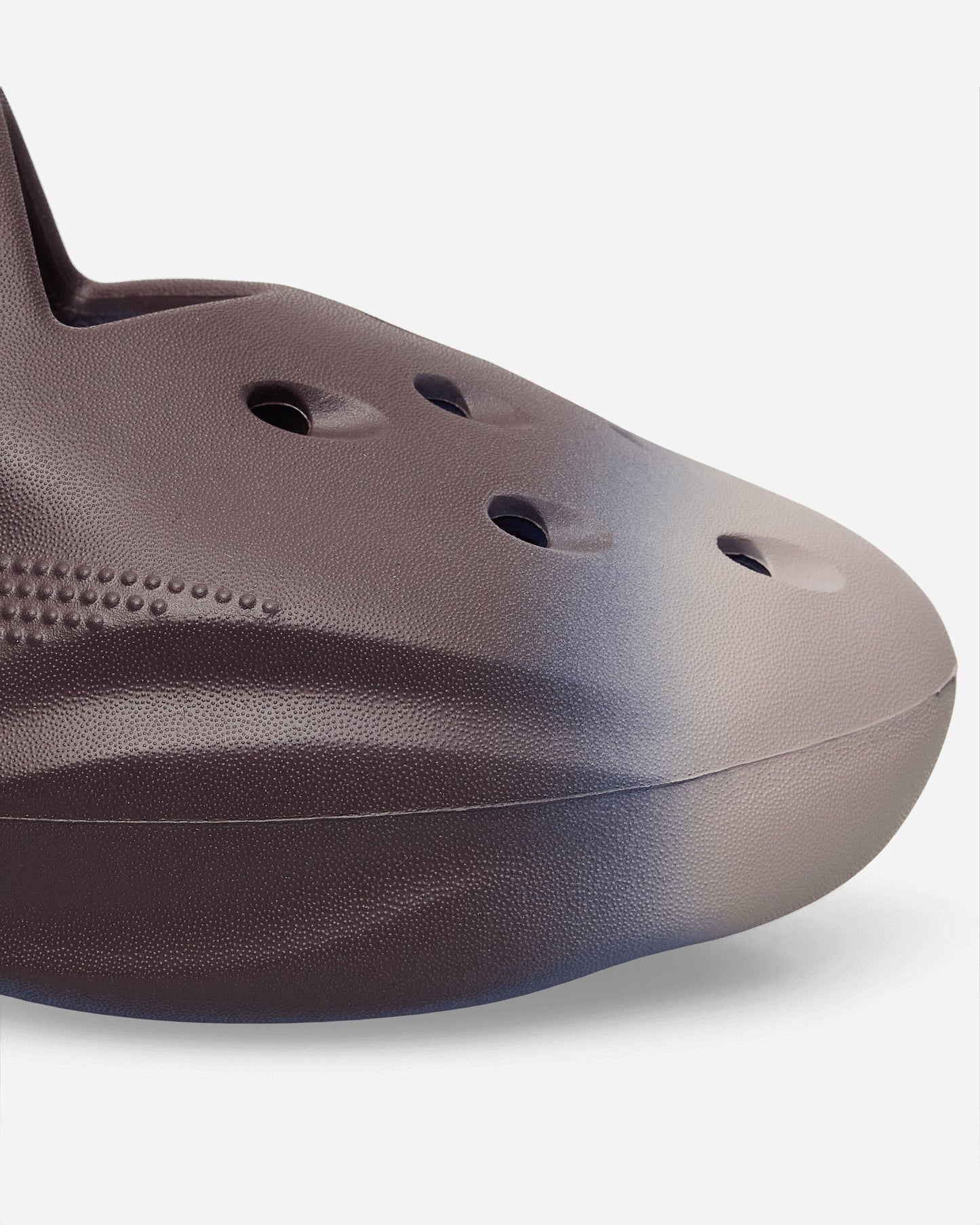 Dingyun Zhang Diffuser Clogs Sapphire