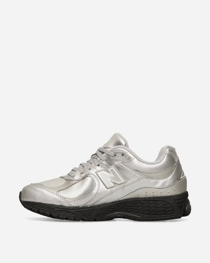 2002R Sneakers Silver Metallic