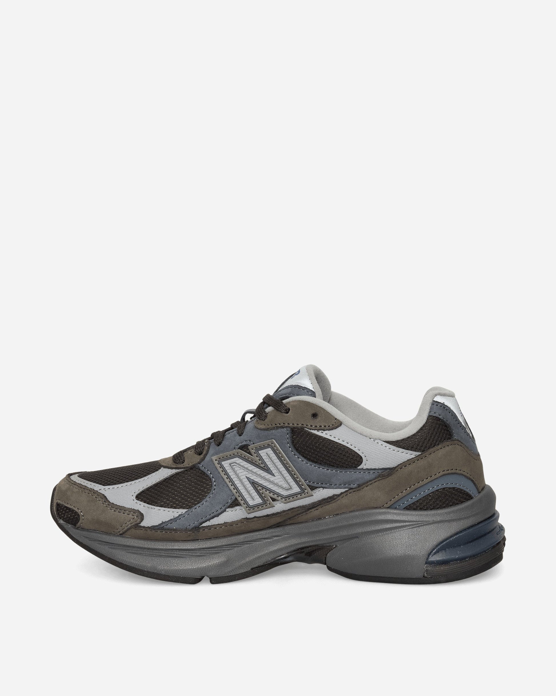 2010 Sneakers Tornado / Faded Black