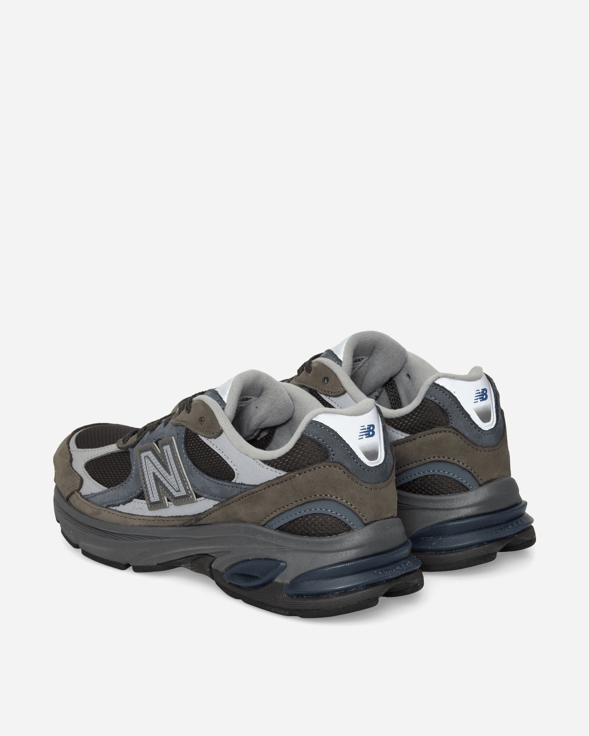 2010 Sneakers Tornado / Faded Black
