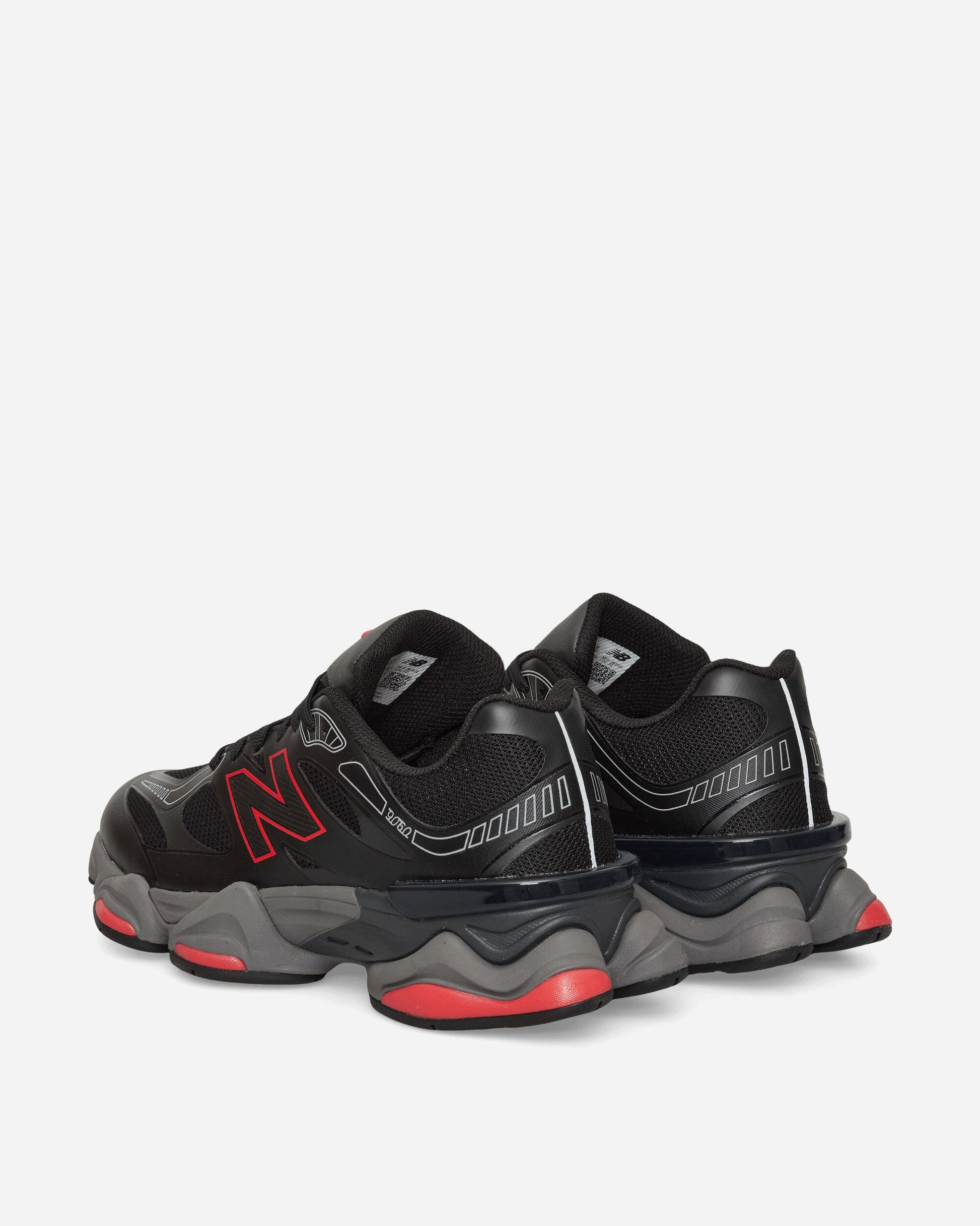 9060 Sneakers Black / Fire Cracker