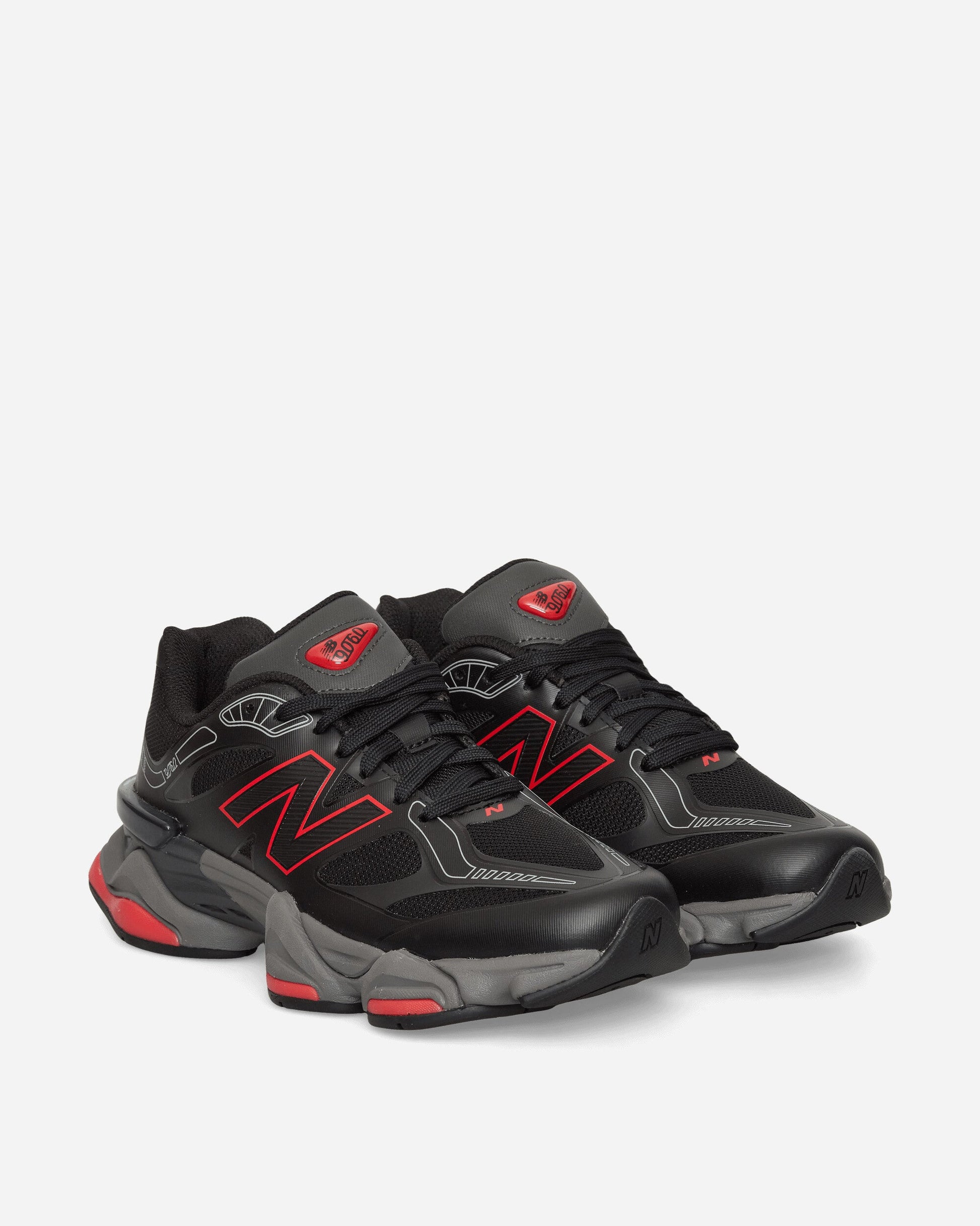 9060 Sneakers Black / Fire Cracker