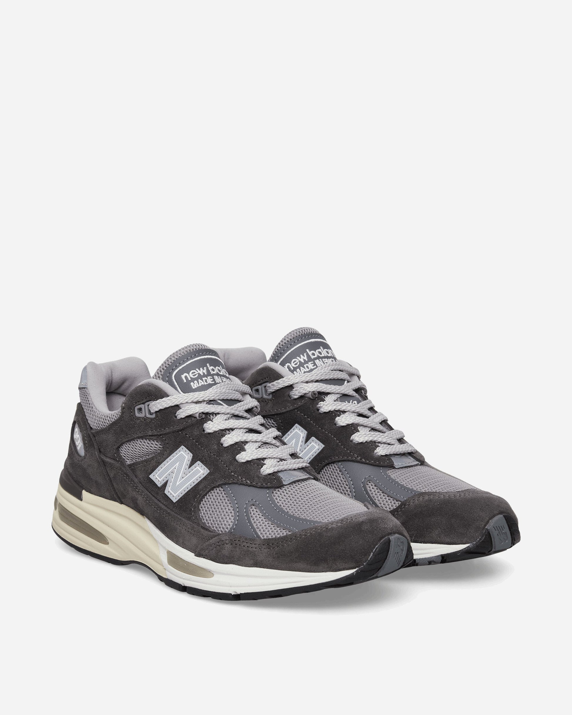 Made in UK 991v2 Sneakers Forged Iron / Alloy / Smoked Pearl