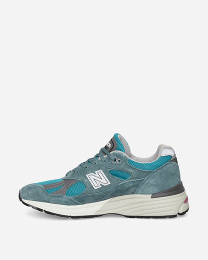 Made in UK 991v2 Sneakers Porcelain Green / Trooper / Silver