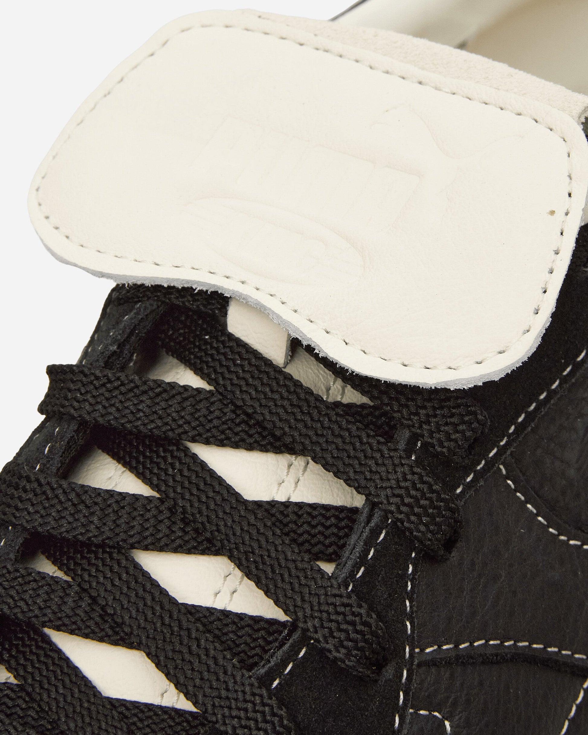 King Indoor Icons Sneakers Black / Frosted Ivory