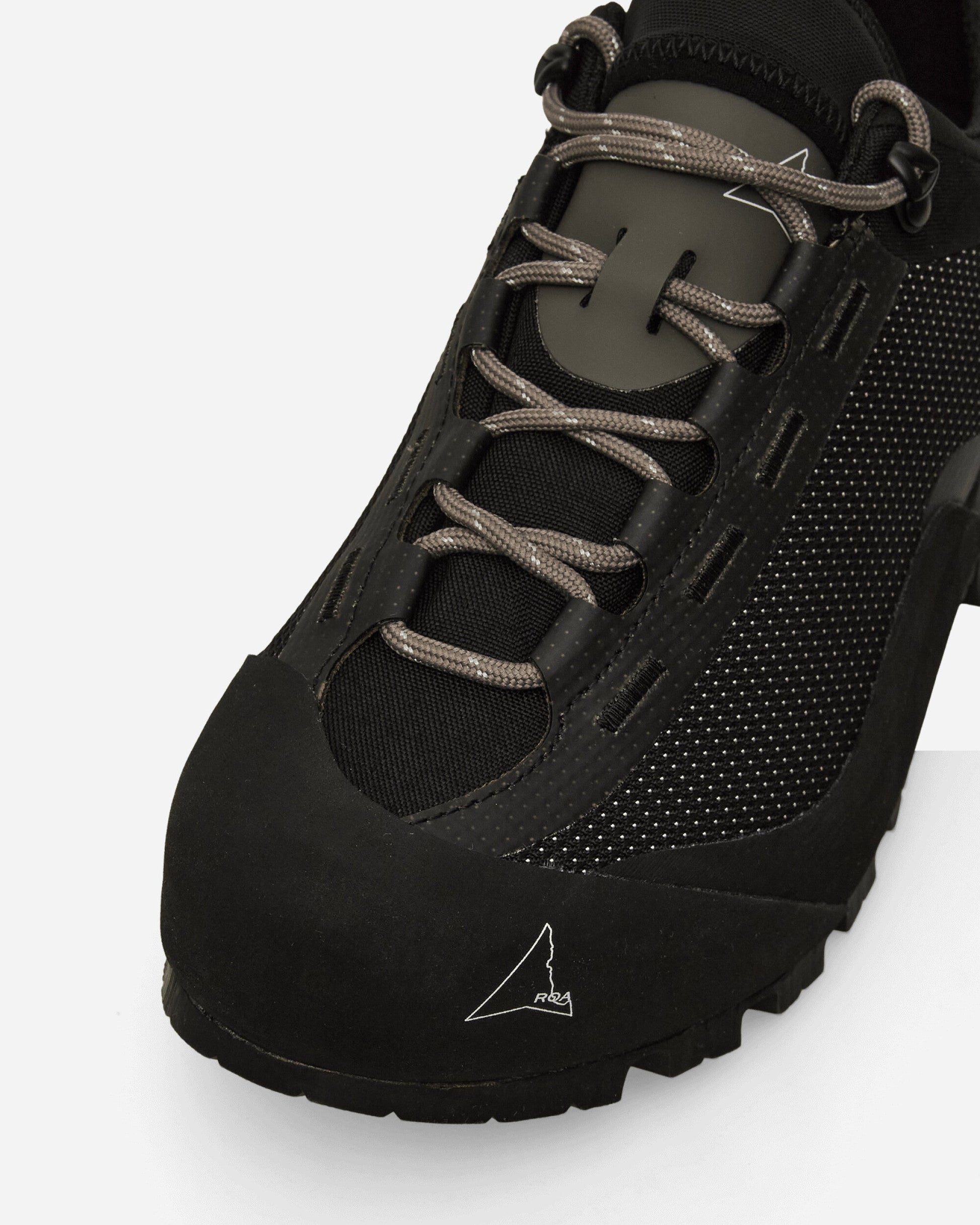 Hida Low Boots Black
