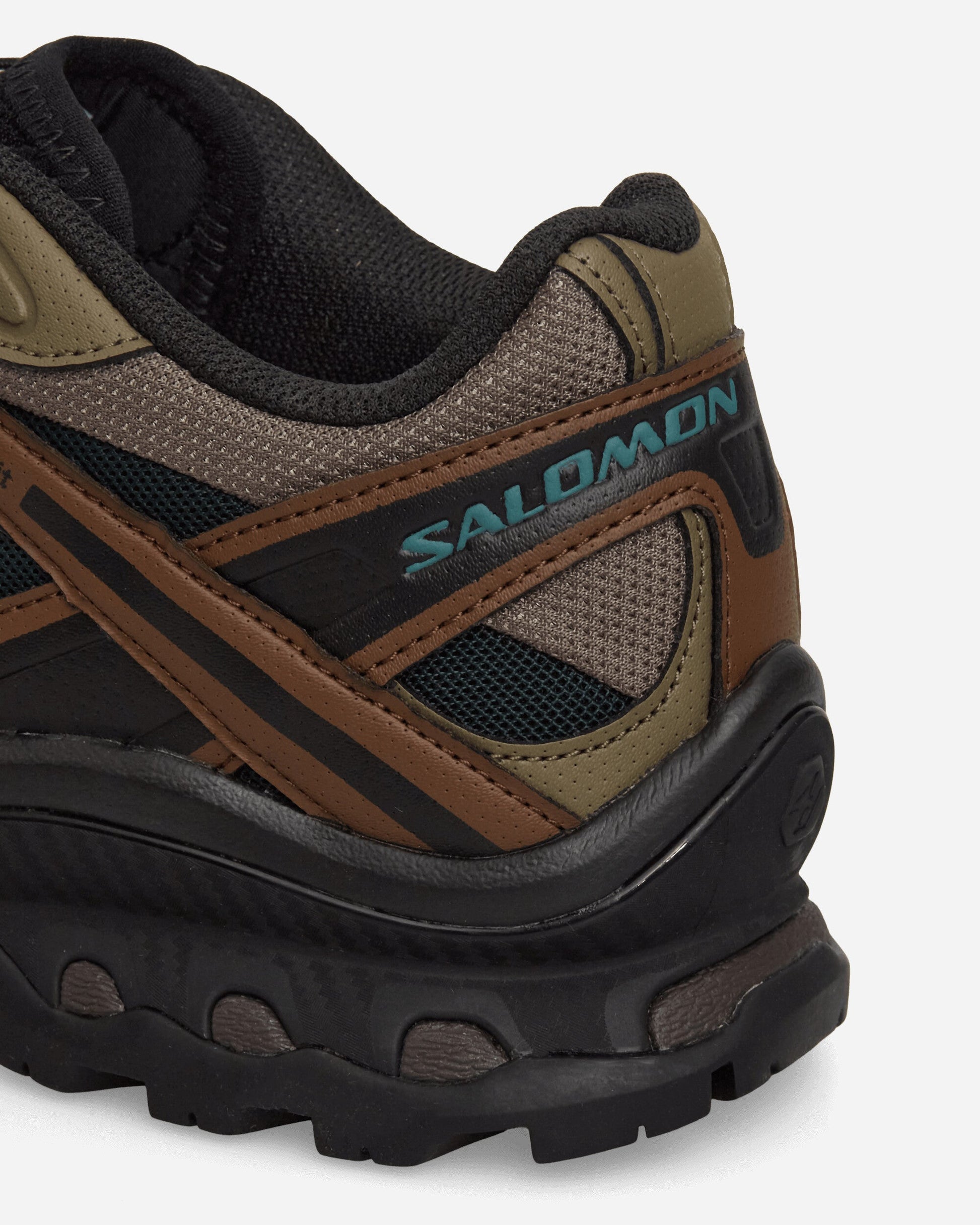XT-QUEST Sneakers Black / Dark Earth