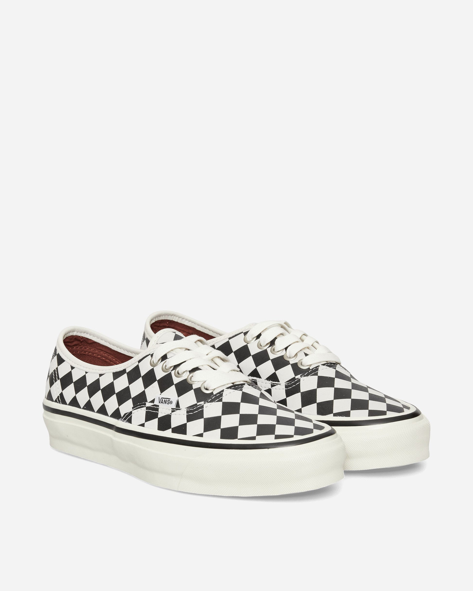 Authentic 44 Diamond Check Sneakers Black / White