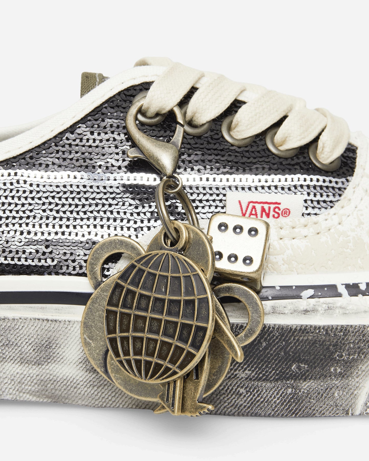 Premium Authentic 44 Sneakers Black / White