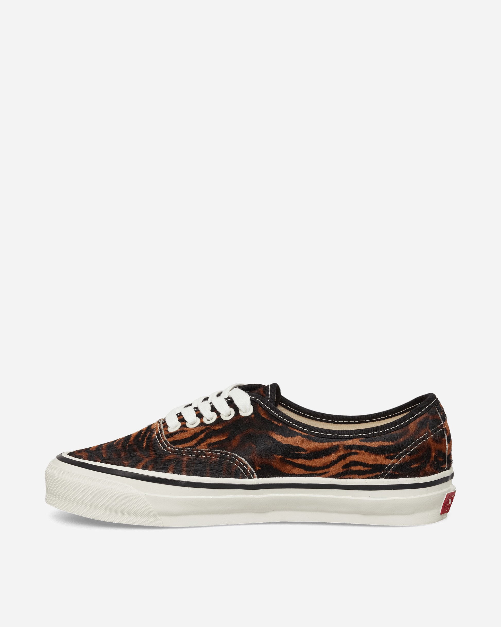 Premium Authentic 44 Pony Hair Sneakers Tiger / Black