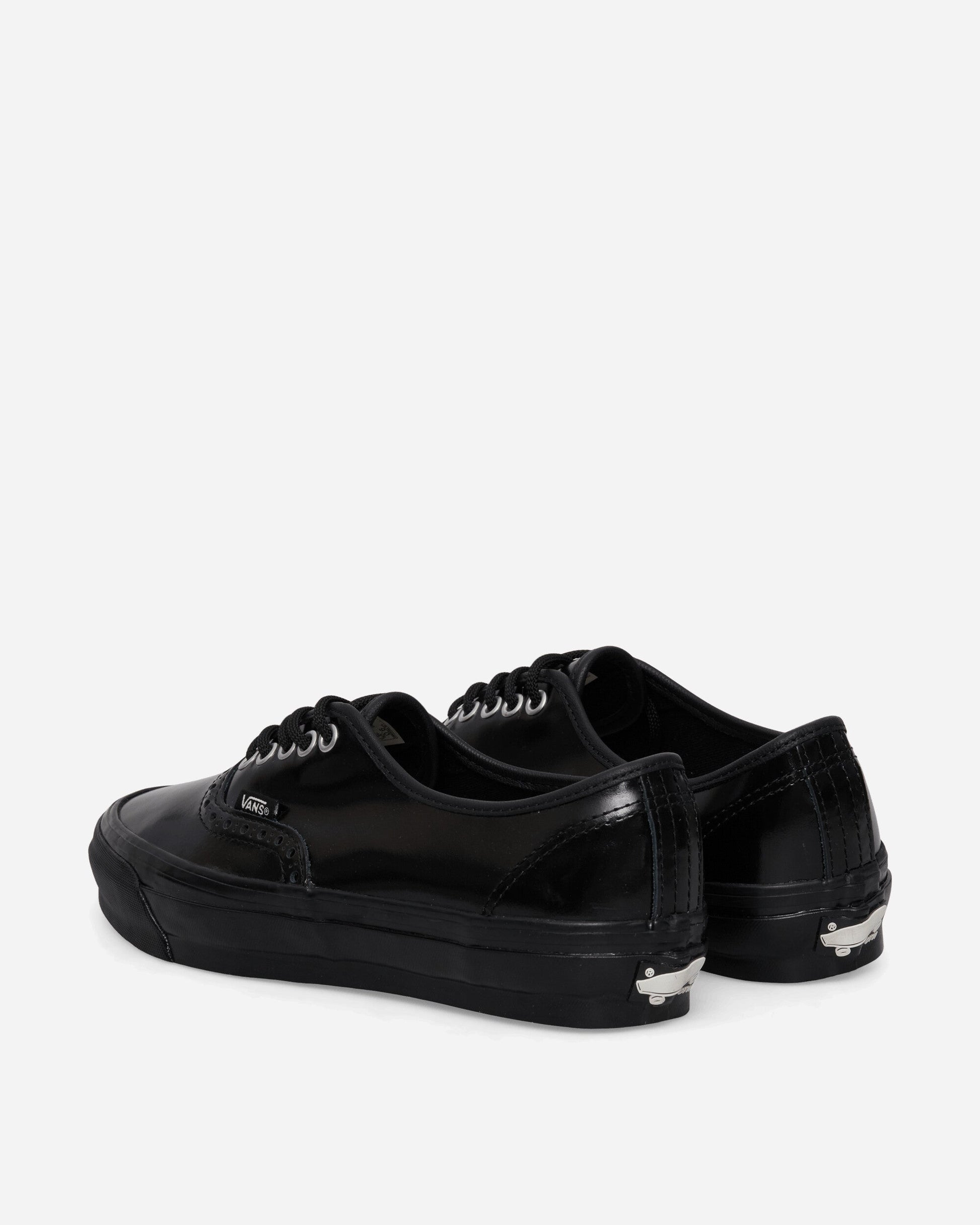 Authentic 44 Siped Vibram Sneakers Black