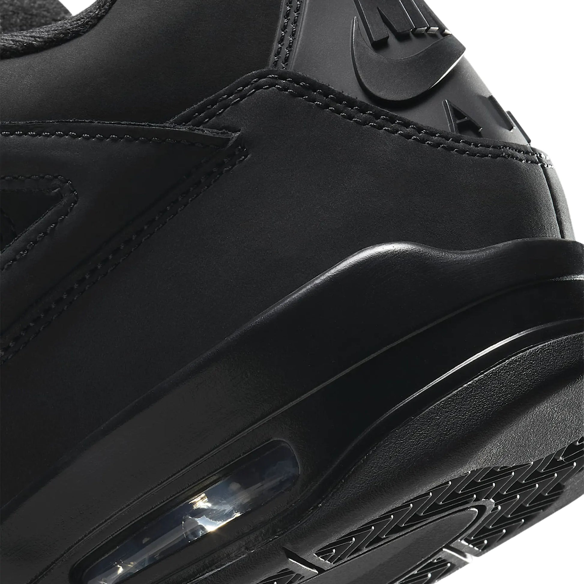 Air Jordan 4 Retro Black Cat (2025)