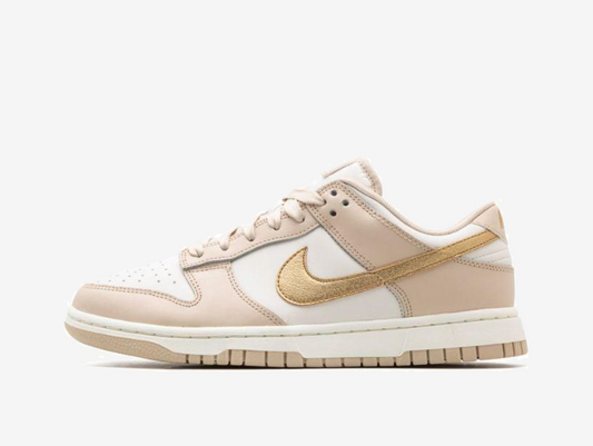 Nike Dunk Low Metallic Gold (W)