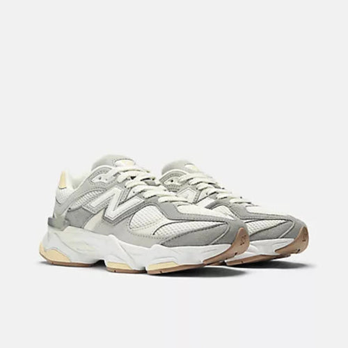 Big Kids' New Balance 9060 "Sea Salt"