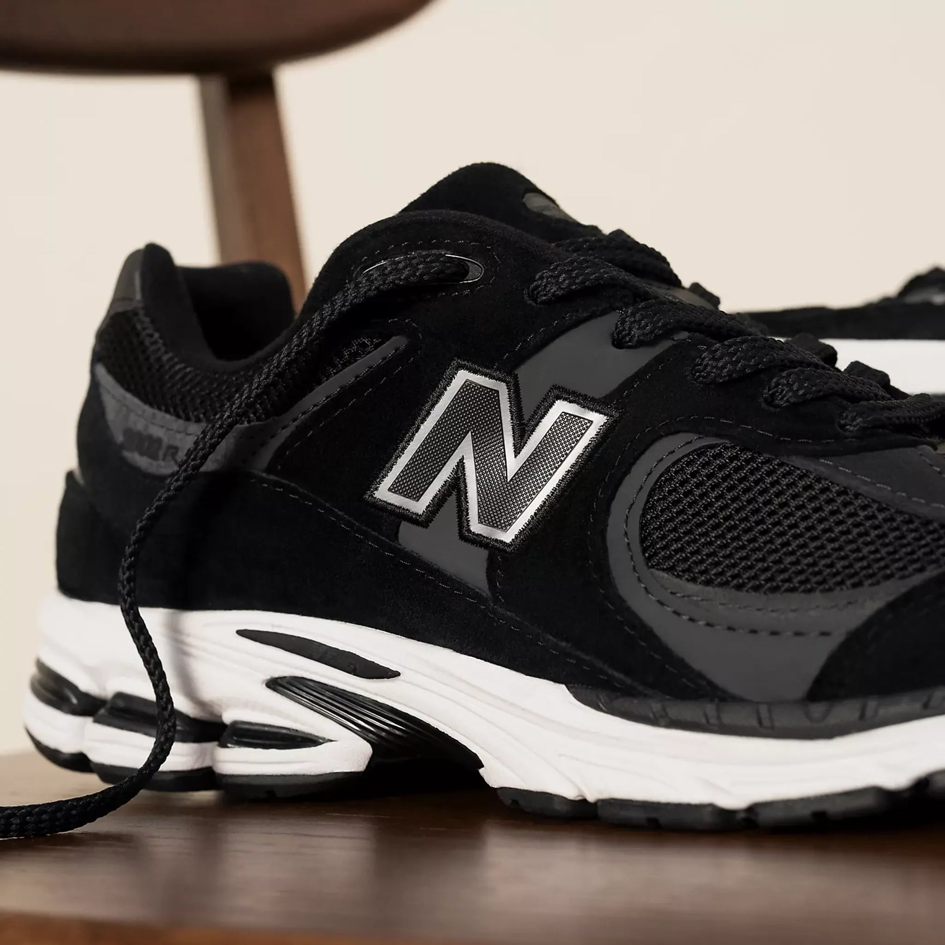 New Balance 2002R Black Gunmetal