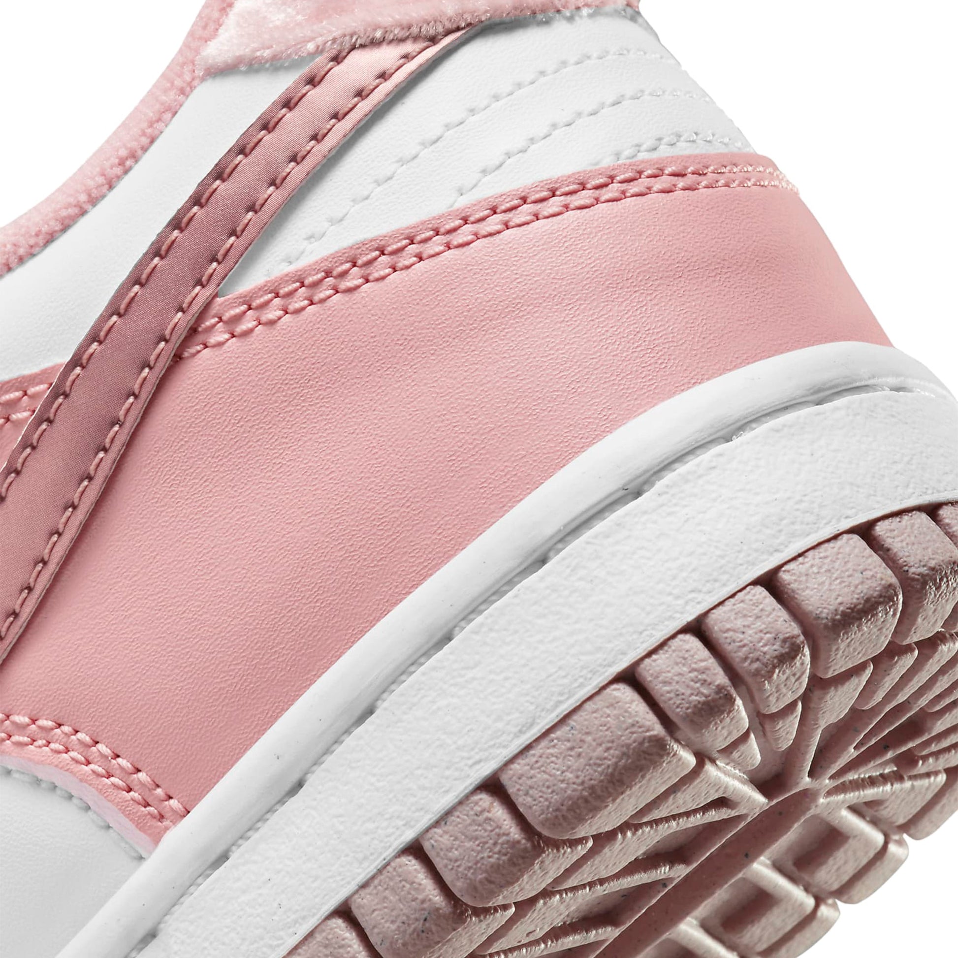 Nike Dunk Low Pink Velvet (GS)
